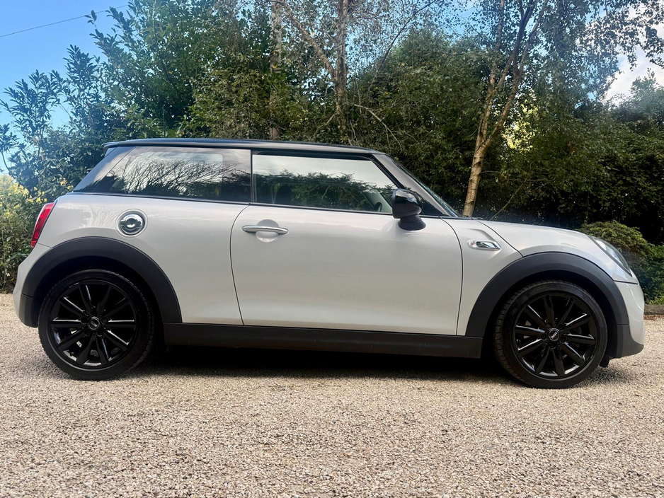 2018 MINI Hatch 2.0 COOPER S €15,950
