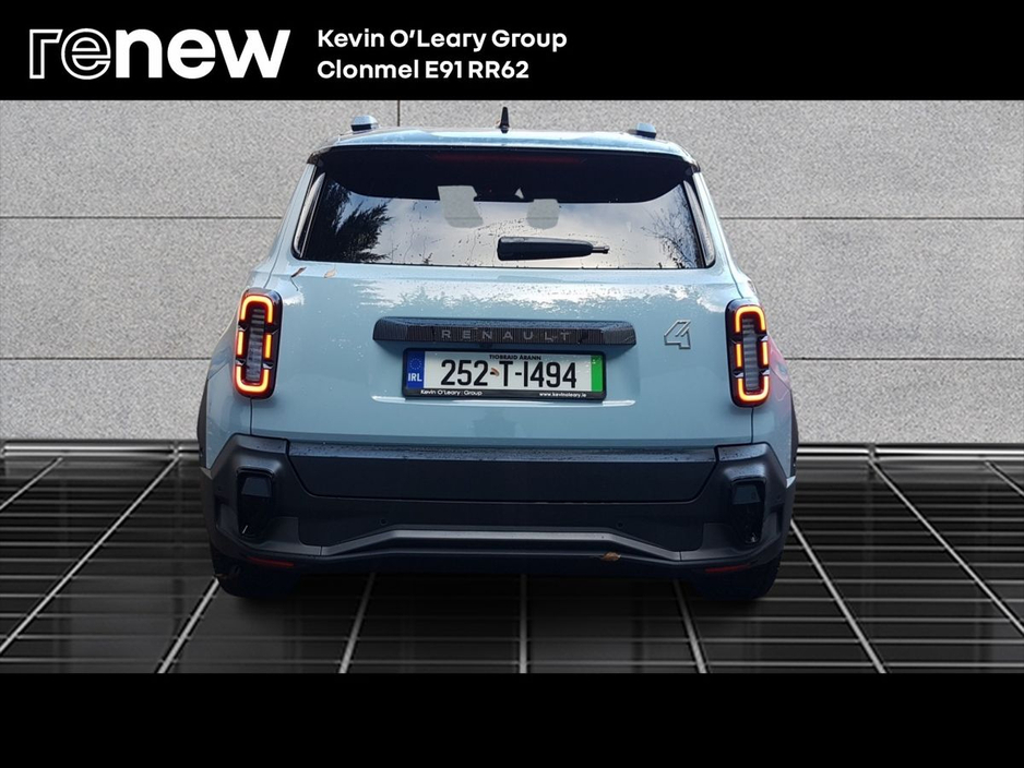 2025 Renault 4 iconic 52kWh 150hp €37,995