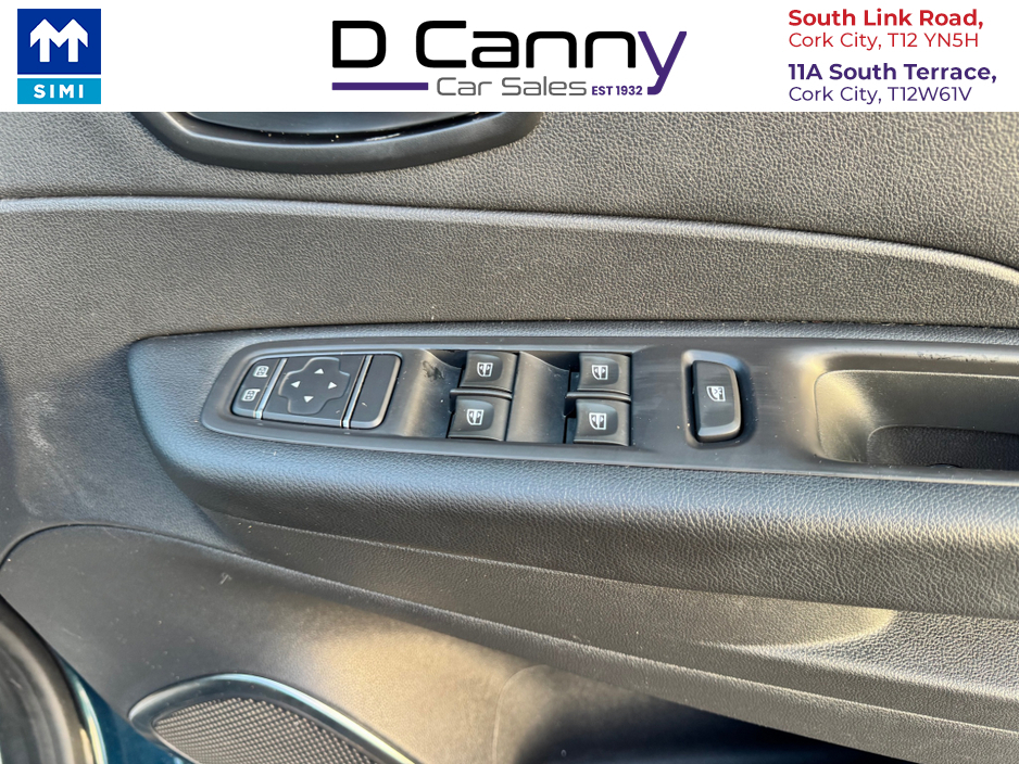 2019 Renault Captur ICONIC DCI 90 MY MY18 5DR €13,900