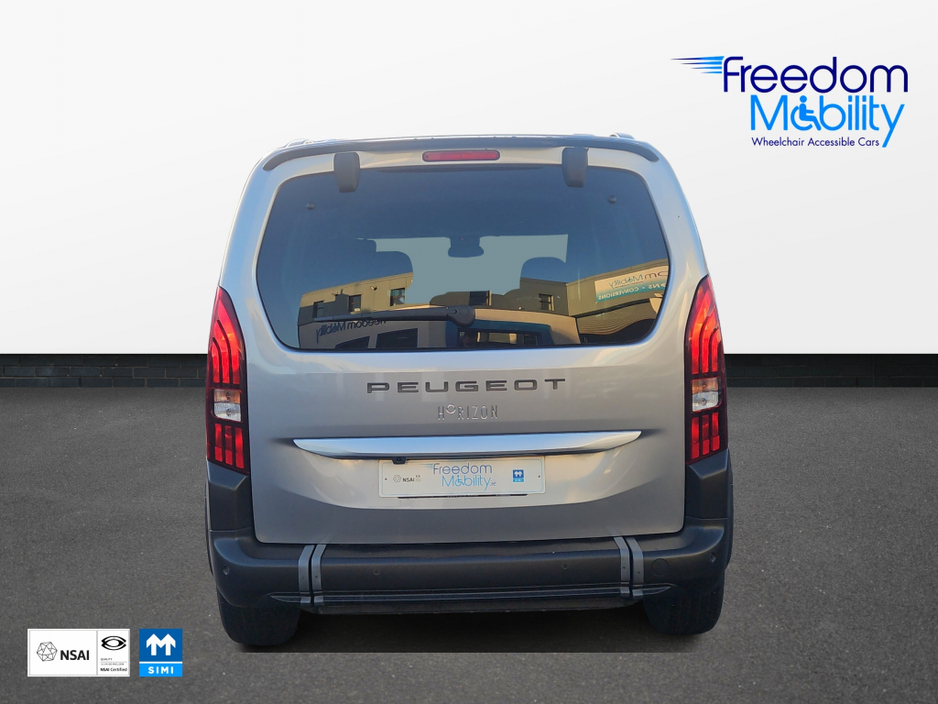 2024 Peugeot Rifter New Model Wheelchair Access €25,995