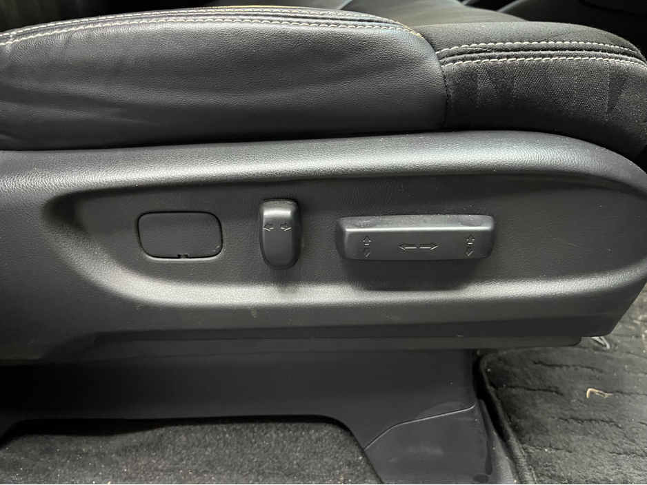 2019 Honda Odyssey €26950! 2019 HONDA ODYSSEY 7 SEATER AUTOMATIC HYBRID ABSOLUTE EX SENSING 2.0 AUTOMATIC / CRUISE CONTROL / 360° CAMERA / ELECTRIC HEATED SEATS / €26,950