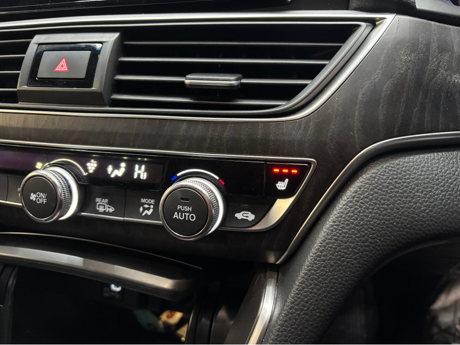 2022 Honda Accord €33950 2022 HONDA ACCORD 2.0 HYBRID - Rear Heated Seats - Sunroof €33,950