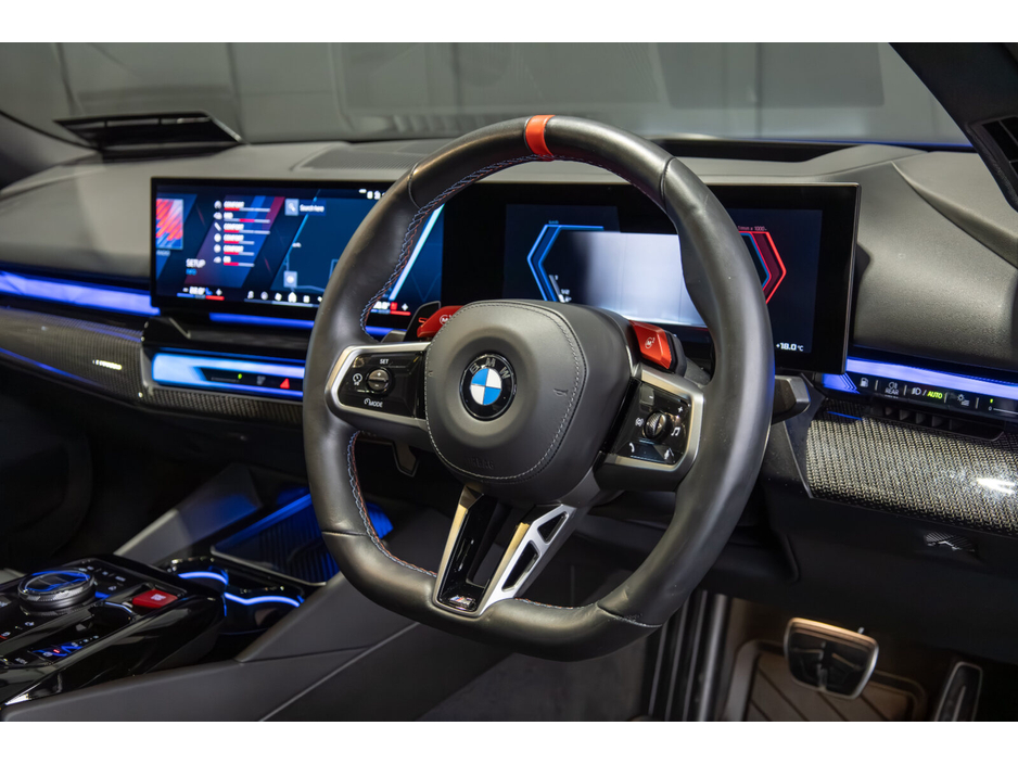 2025 BMW M5  €132,950