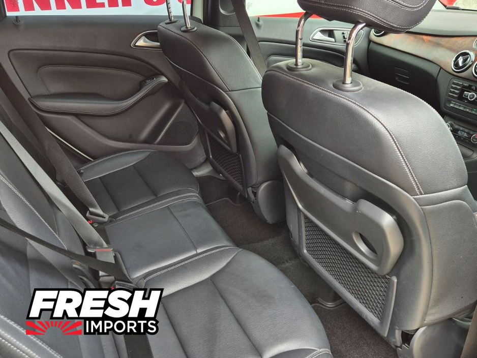 2014 Mercedes-Benz 180 *TOP SPEC MODEL*