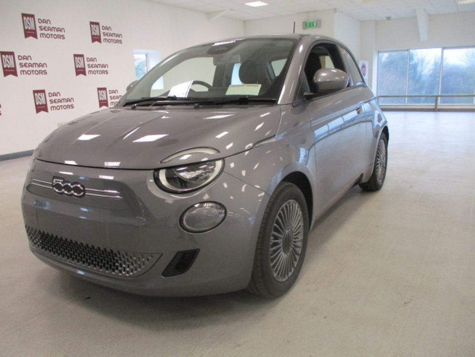 2025 Fiat 500e  €26,145