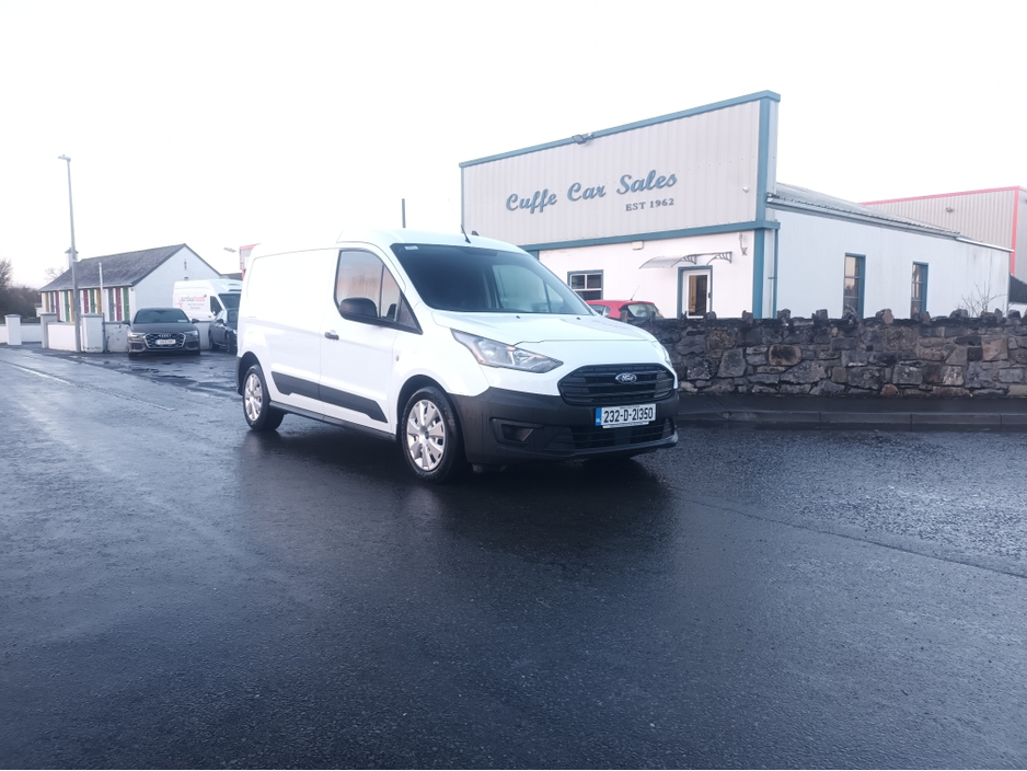 2023 Ford Transit Connect LWB**Air Con**3 Seater** €15,406