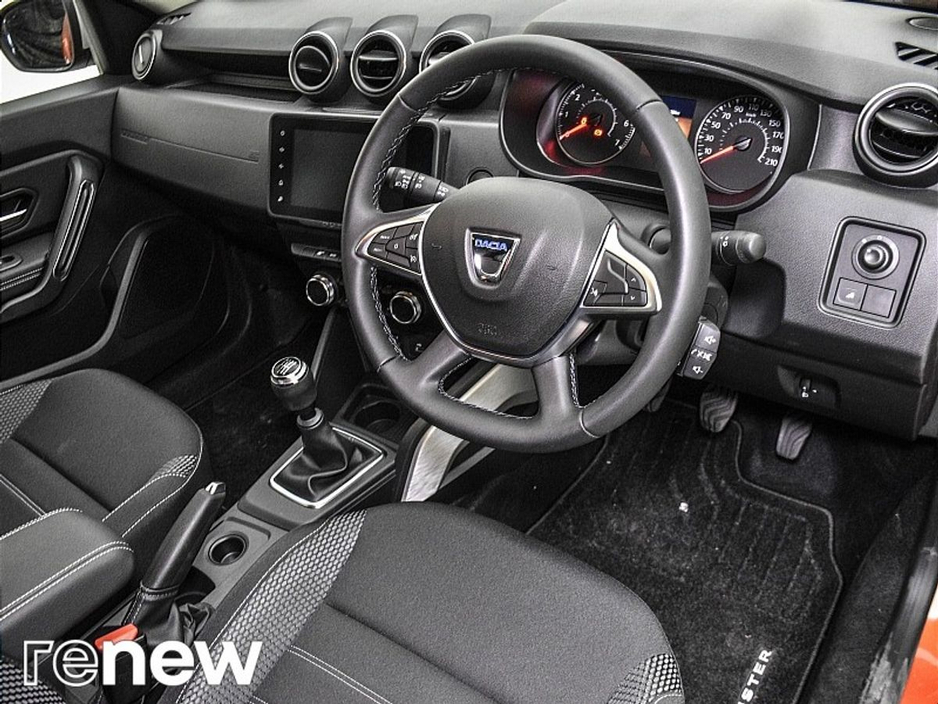 2022 Dacia Duster Prestige Blue dCi 115 4x2 €21,900