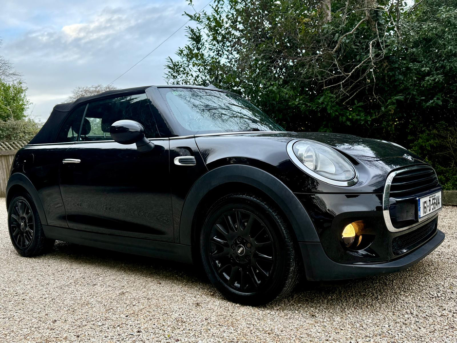 2016 MINI Convertible 1.5 COOPER €14,950