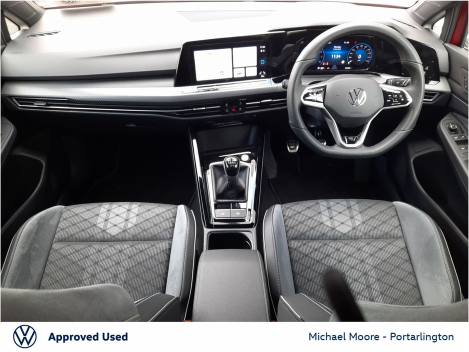 2024 Volkswagen Golf 1.5 TSI 130HP R-Line €33,950