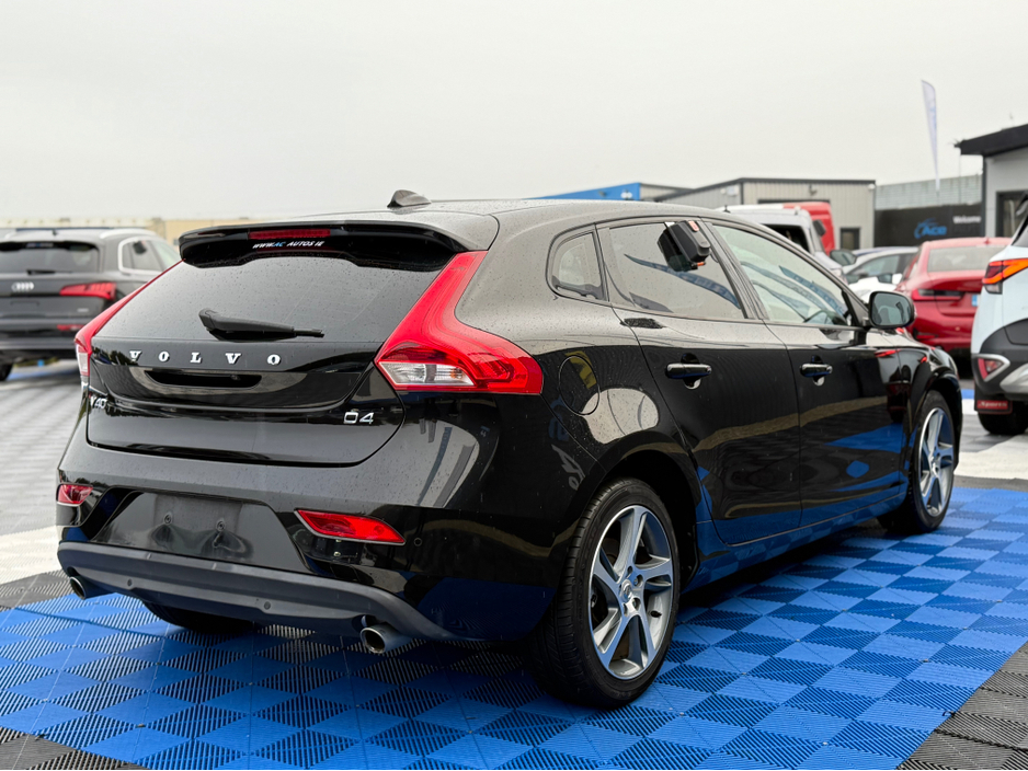 2019 Volvo V40 MOMENTUM - D4 2.0L DIESEL - AUTO - 12M WARRANTY - CAR: 1616
