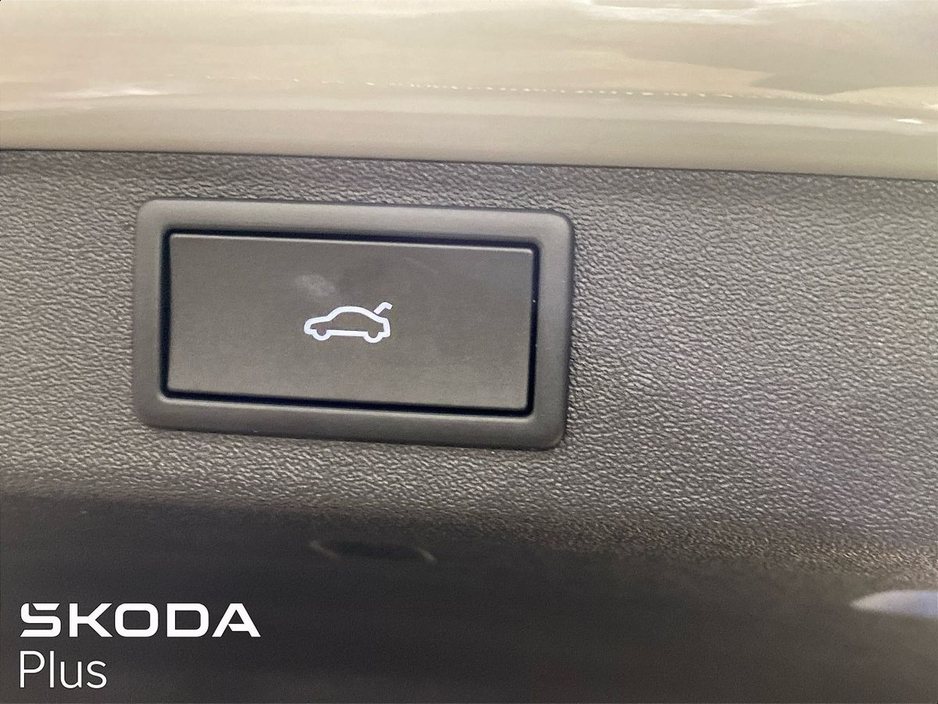 2025 Skoda Enyaq 85x Sportline *Massive Spec* €59,950