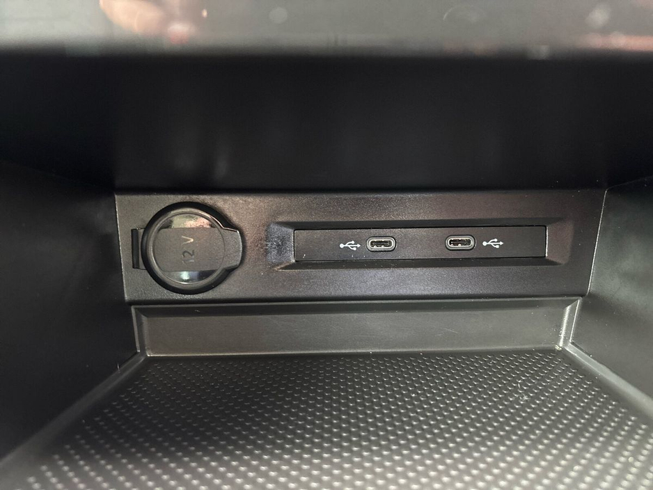 2022 Volkswagen Tiguan 2.0 TDI 150HP Elegance €34,975