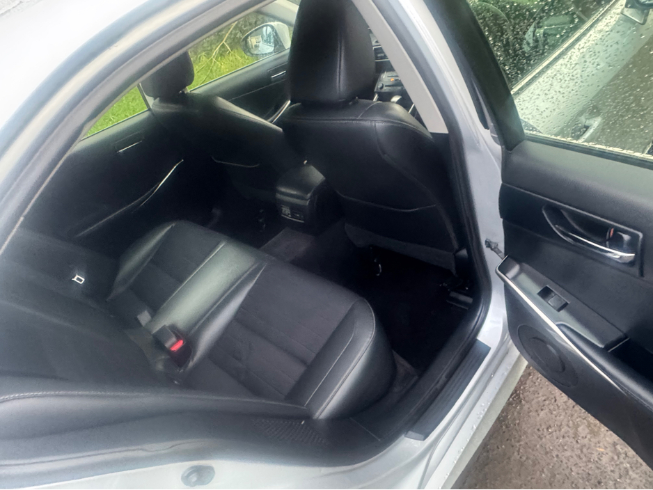 2014 Lexus IS 300 h 300 H SE AUTO 2.5 HYBRID €9,899