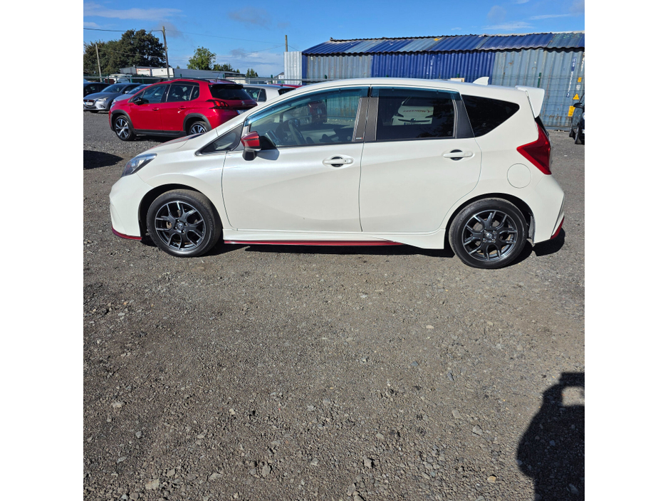 2016 Nissan Note 1.2 5dr. SV 16 inch alloys €9,950