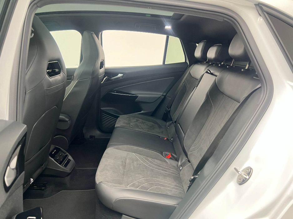 2023 Volkswagen ID.5 MAX PRO 77KWH €36,990
