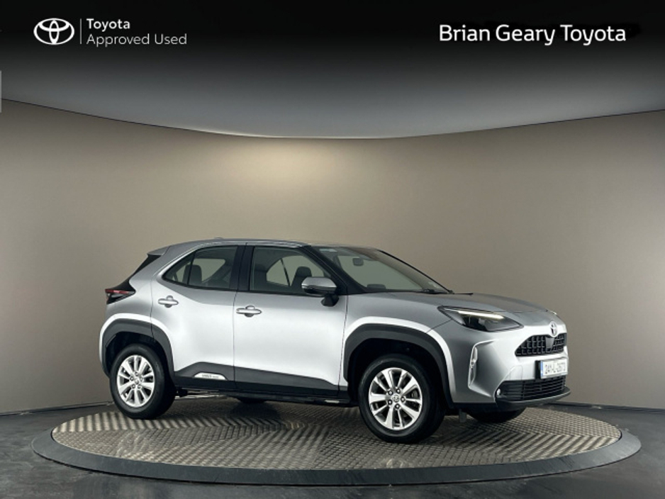 2024 Toyota Yaris Cross HYBRID LUNA €29,950
