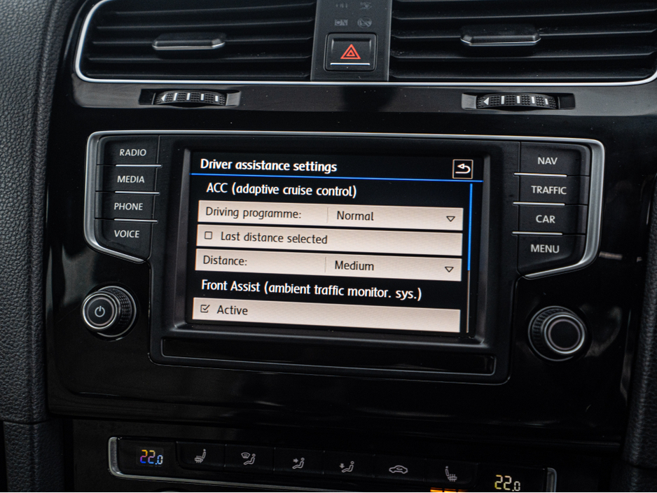 2017 Volkswagen Golf 2017 VW Golf 1.2tsi HIGHLINE/High spec/1yr warrant €16,888