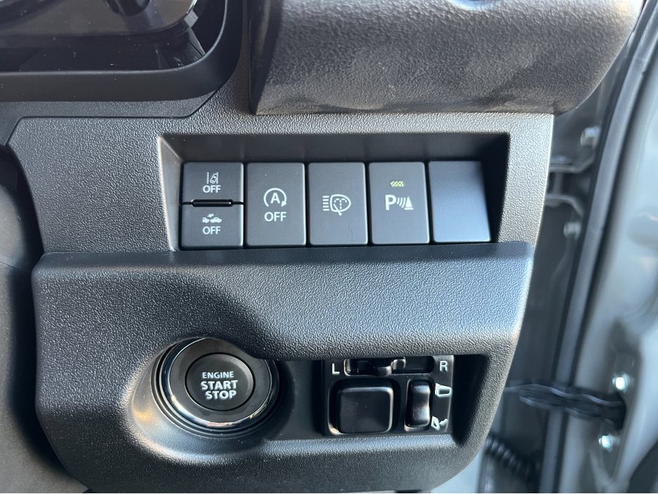 2025 Suzuki Jimny LITTLE G SIERRA 4 SEAT AUTOMATIC 1.5 PETROL //DELIVERY MILES//BRAND NEW//HIGH SPEC// €39,950