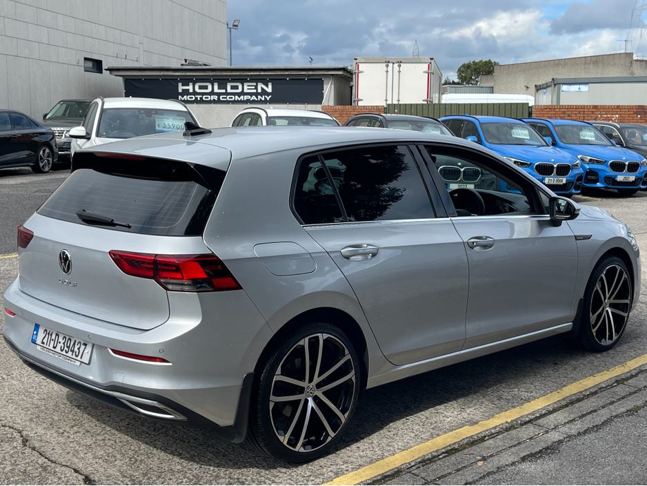 2021 Volkswagen Golf 2.0 TDI STYLE..huge spec..warranty included..finance provided €20,900