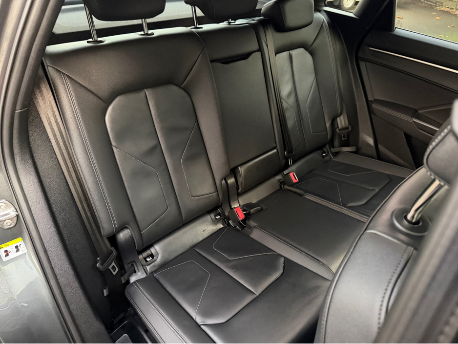 2024 Audi Q3 S LINE 45 TFSI E//LOW MILEAGE//FULL LEATHER//REVERSE CAMERA//FINANCE PACKAGES// €46,950