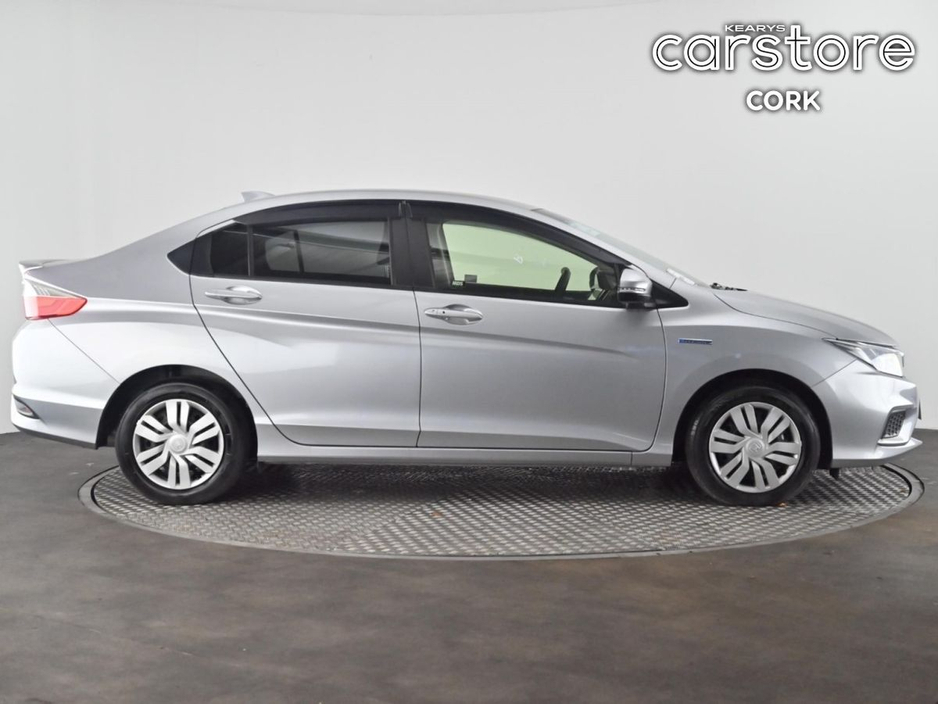 2019 Honda Grace 1.5 4 DR AUTO €16,880