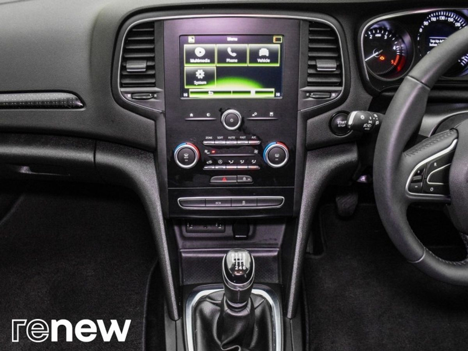 2021 Renault Megane 1.5 Blue dCi 115 Play GC €17,900