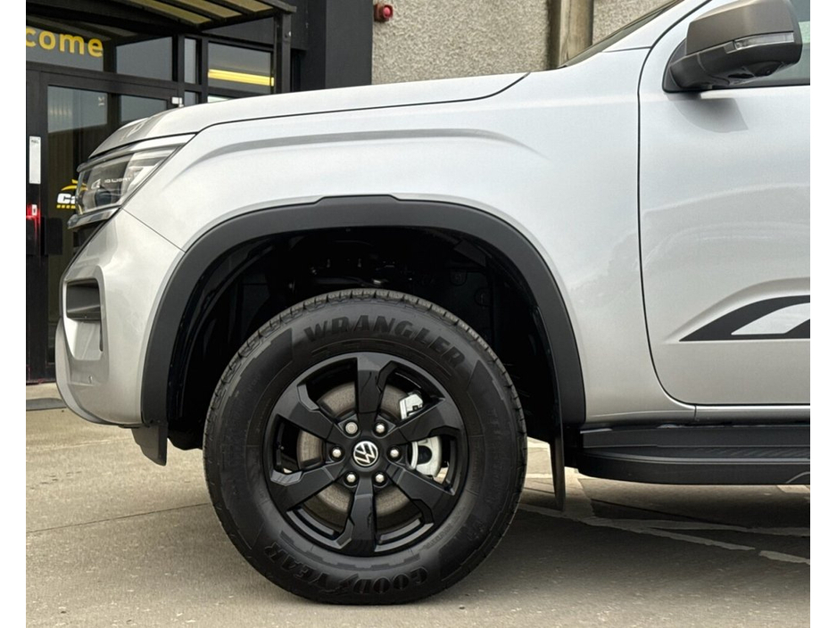 2025 Volkswagen Amarok 3.0 TDI V6 PanAmericana Pickup Double Cab 4dr Diesel Auto 4Motion Euro 6 (s/s) (240 ps) ONLY 100 MILES! + HARMAN KARDON SOUND SYSTEM + 360 CAM €77,900