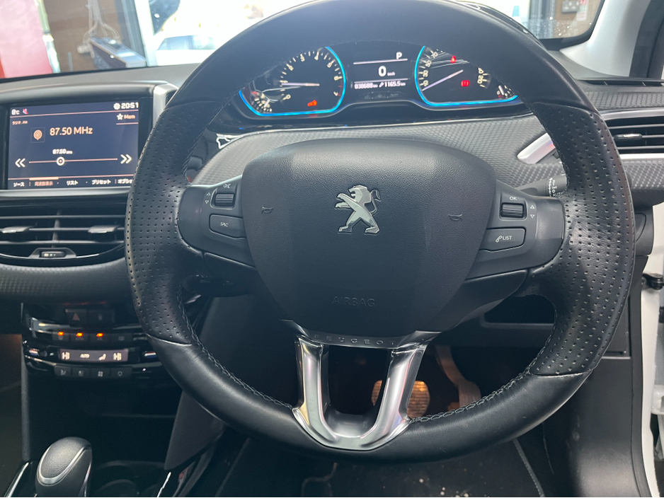 2019 Peugeot 2008 €14950 2019 PEUGEOT 2008 CROSSCITY 1.2 AUTOMATIC / HEATED SEATS / REVERSE CAMERA €14,950