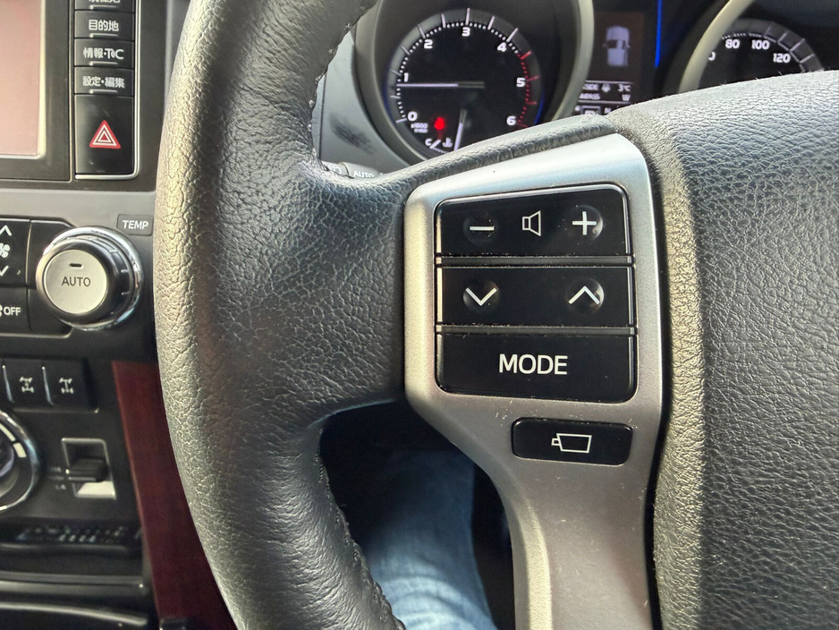 2017 Toyota Landcruiser 