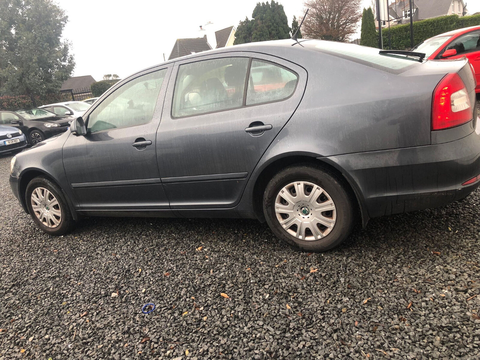 2011 Skoda Octavia 1.2 TSI 105BHP Ambition €2,250