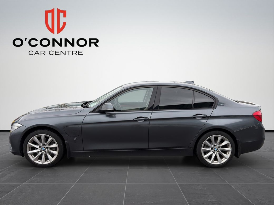 2018 BMW 3 Series 330e Sport €21,888