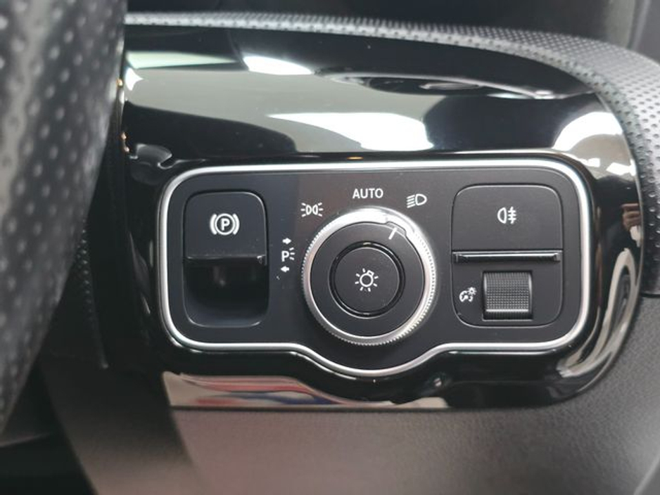 2021 Mercedes-Benz A Class A 250 E AMG LINE EXECUTIVE, Plugin Hybrid, Reversing camera €26,895