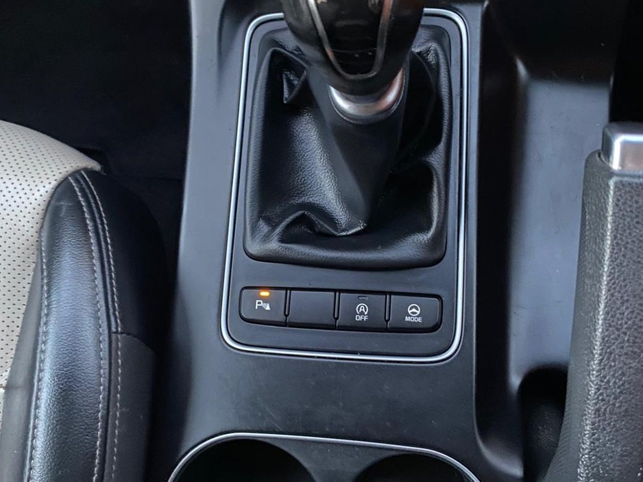 2019 Kia Sorento 7 Seater 2.2D Premium Spec IMMACULATE CONDITION* Privacy Glass, Rear Spoiler, Sat Nav, Heated Seats, Electric Seats, Cruise Control, Electric Windows, €27,900