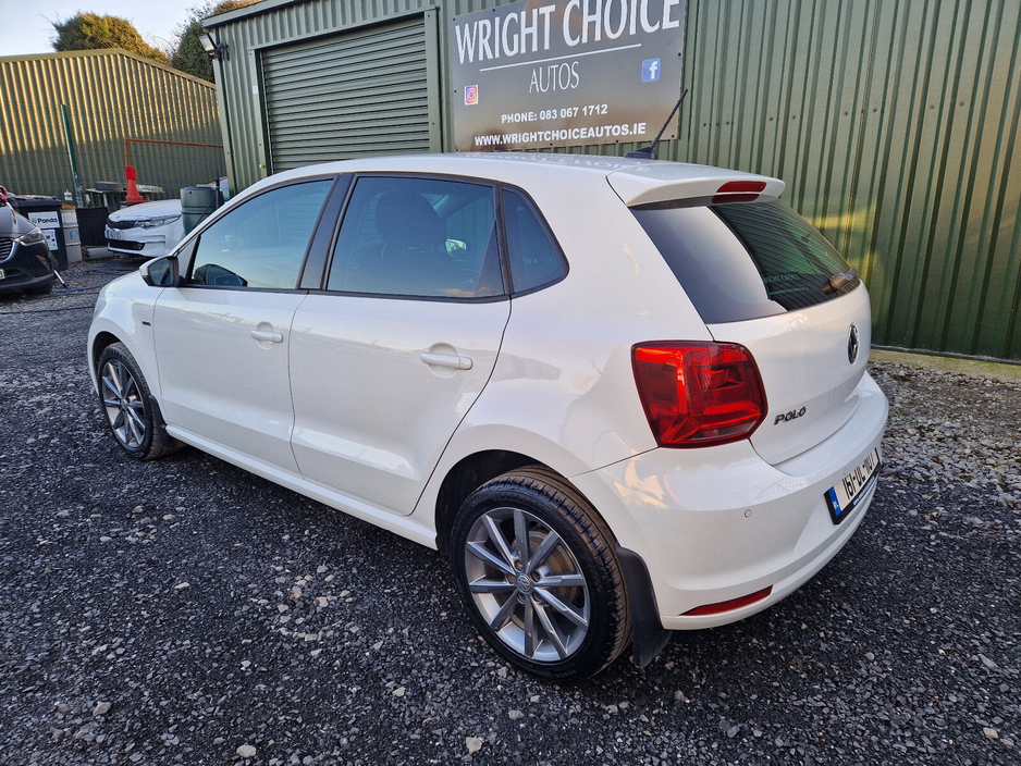 2016 Volkswagen Polo 1.0 5DR 75HP Lounge €10,950