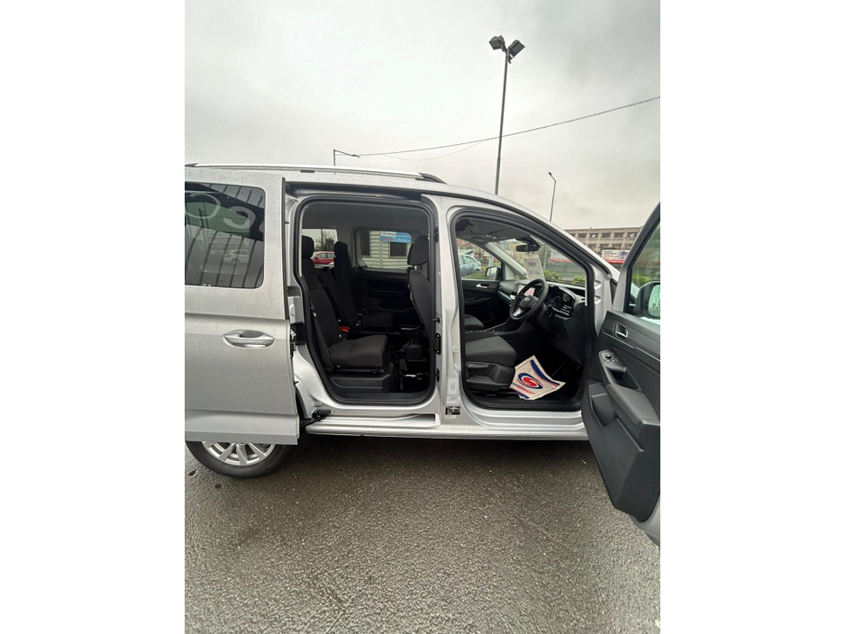 2025 Ford Tourneo Connect RE Freedom  - 4 Seats + wc €41,500