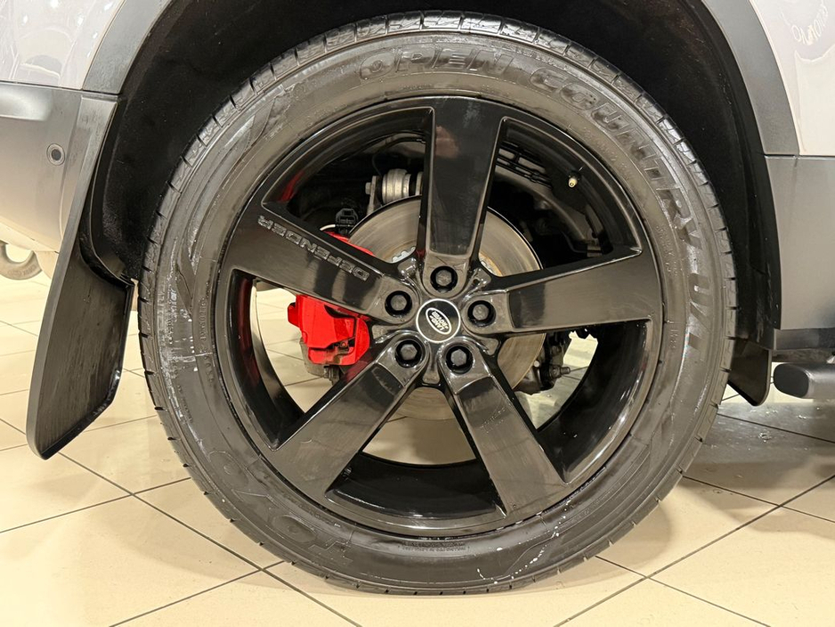 2023 Land Rover Defender 3.0 D300 COMMERCIAL 2 SEATER N1=LOW MILES//HUGE SPEC//1 OWNER=FULL LAND ROVER SERVICE HISTORY=TAILORED FINANCE PACKAGES AVAILABLE=TRADE IN'S WELCOME €64,995