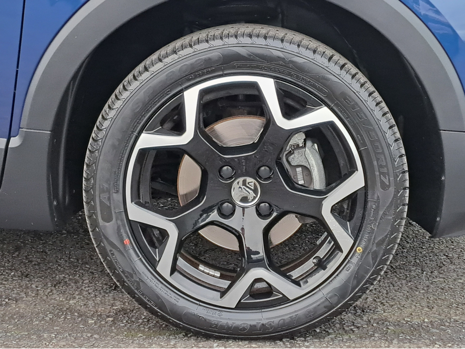 2022 Opel Crossland ULTIMATE 1.2TURBO 110BHP **LEATHER/SUEDE INTERIOR** €19,950