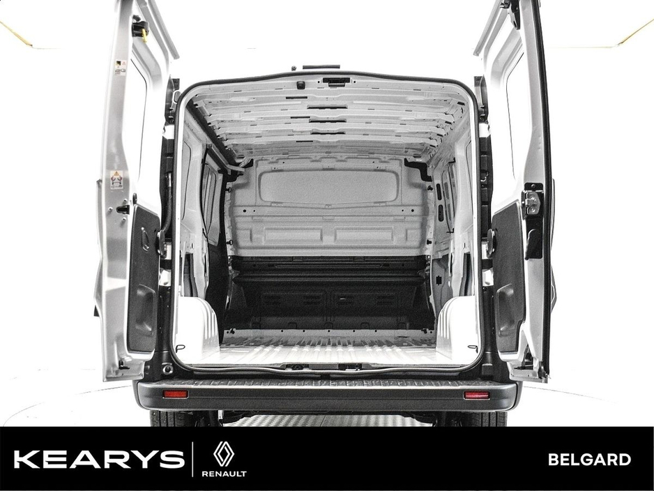 2024 Renault Trafic BUSINESS LWB 130BHP @ KEARYS BELGARD. €25,800