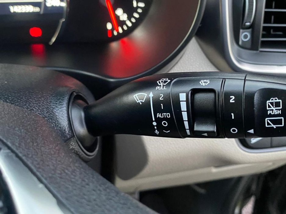 2019 Kia Sorento 7 Seater 2.2D Premium Spec IMMACULATE CONDITION* Privacy Glass, Rear Spoiler, Sat Nav, Heated Seats, Electric Seats, Cruise Control, Electric Windows, €27,900