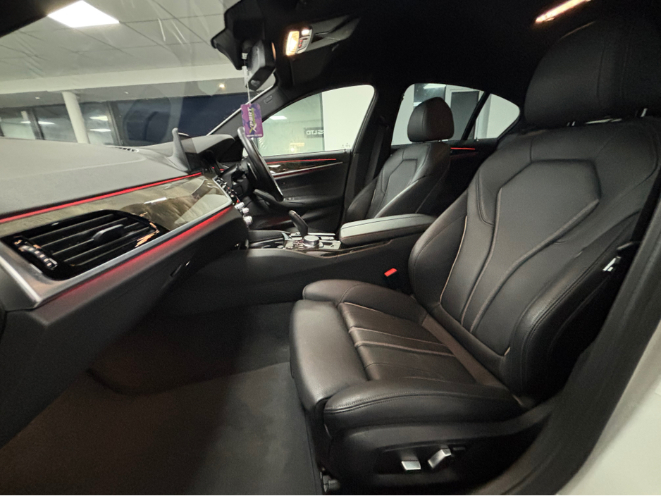 2019 BMW 5 Series *BMW 530E* *LOW MILEAGE* *AUTOMATIC* *HEATED LEATHER ELECTRIC SEATS* *REVERSE CAMERA* *FINANCE AVAILABLE* *TRADE INS WELCOME* €28,950