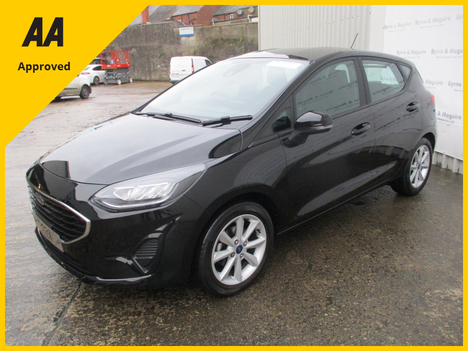 2024 Ford Fiesta 1.0 TREND MODEL IS ONE OWNER AND ONLY 33000 KMS IN EXCELLENT CONDITION. FULLY SERVICED AND 12 MONTHS WARRANTY AND 12 MONTHS AA COVER !!! €25,950