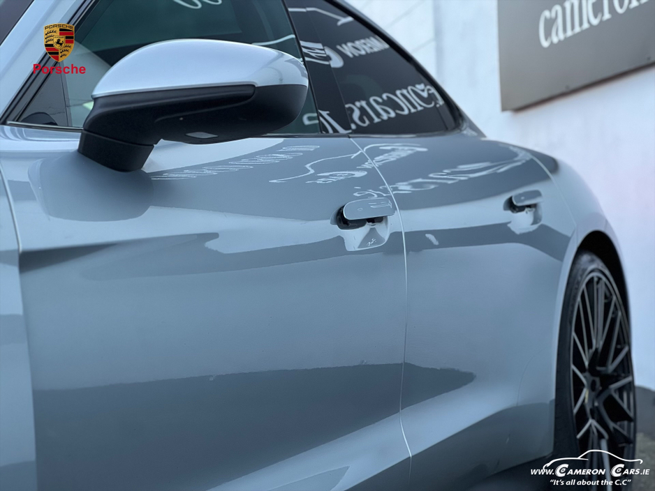 2020 Porsche Taycan TYCAN 4S DOLOMITE SILVER EV MOBILITY €44,950