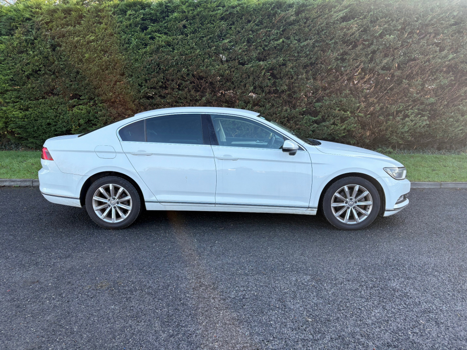 2015 Volkswagen Passat HIGHLINE 2.0 TDI MANUAL 6SPEED FWD 150HP 4DR €13,950