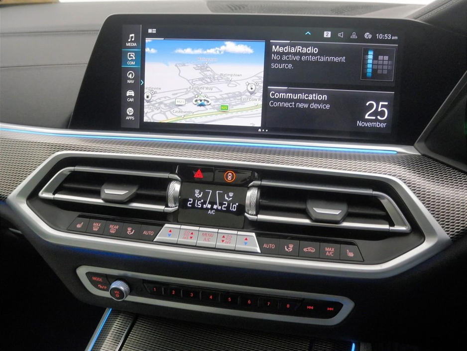 2023 BMW X5 xDrive45e M Sport €76,900