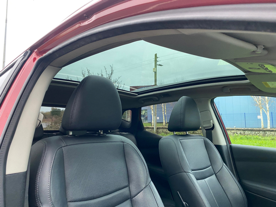 2017 Nissan Qashqai 1.2 SV PREMIUM '17 4DR €13,750