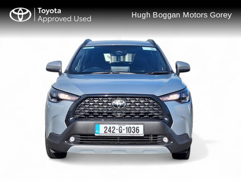 2024 Toyota Corolla Cross CROSS 1.8 LUNA €37,950