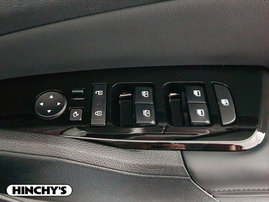 2026 Kia Sportage SE PHEV