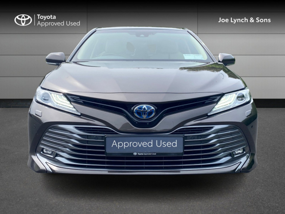 2021 Toyota Camry Platinum €32,995