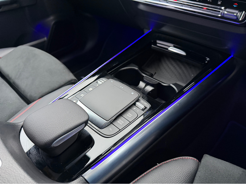 2023 Mercedes-Benz EQA 350 AMG LNE PREMIUM 4MATIC 4WD//GREAT SPECIFICATION//MERCEDES SERVICE HISTORY//SIMI AND AA DEALER €34,950