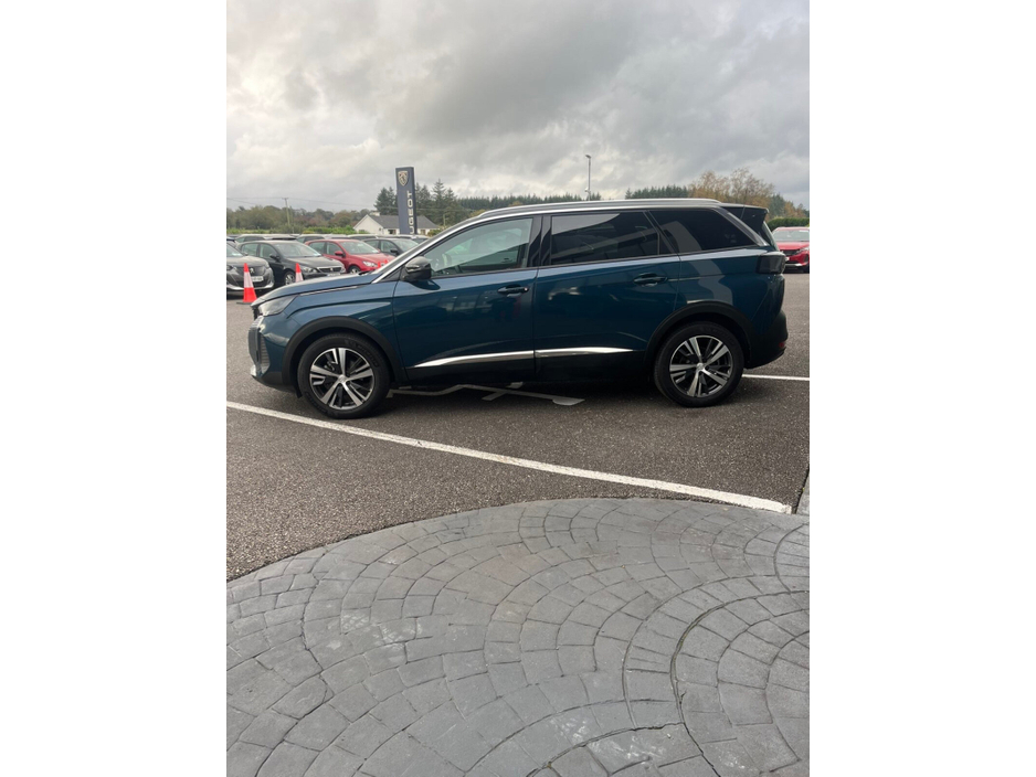 2025 Peugeot 5008 1.5 BlueHDi 130bhp Allure Auto